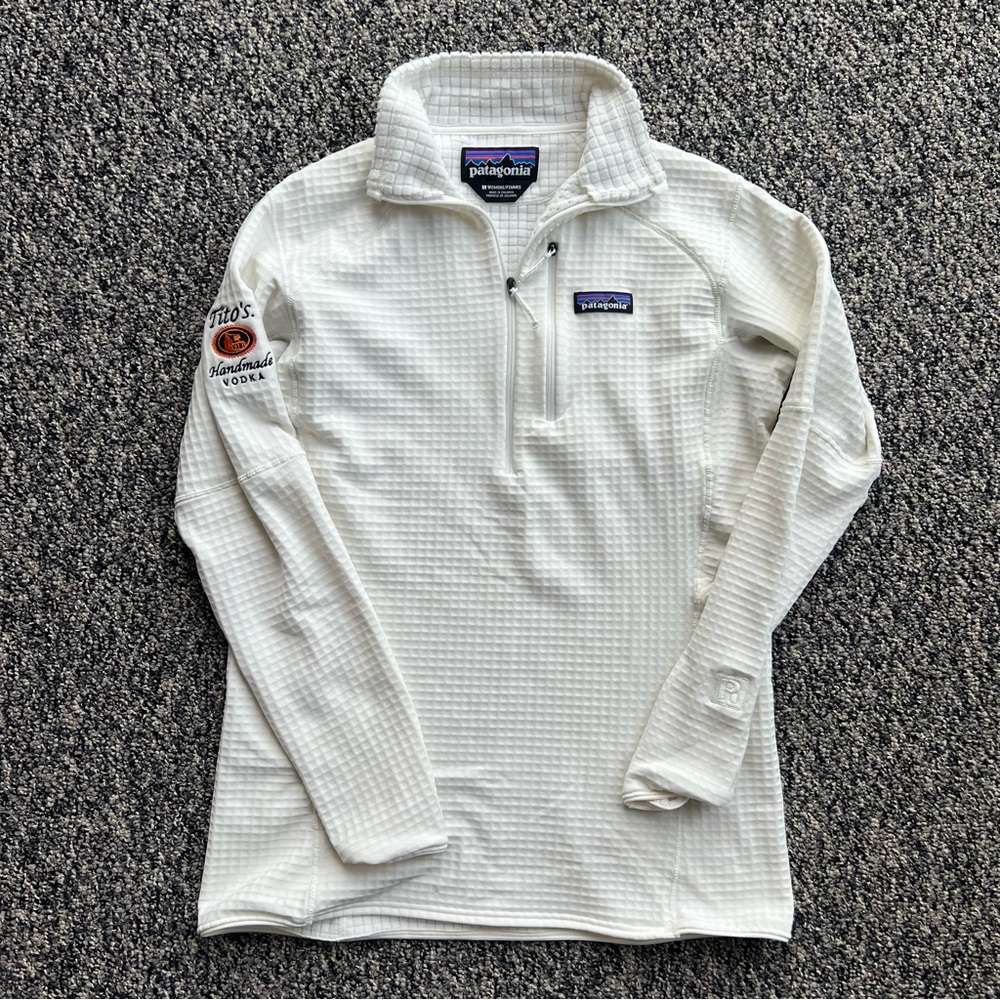 Patagonia White Grid Pattern Pullover - image 1